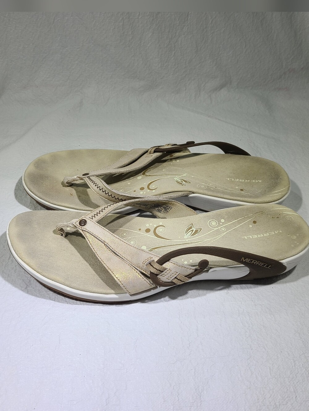 Womens Merrell Celeste Flip-Flops Size: 10 Color: Celeste Gold